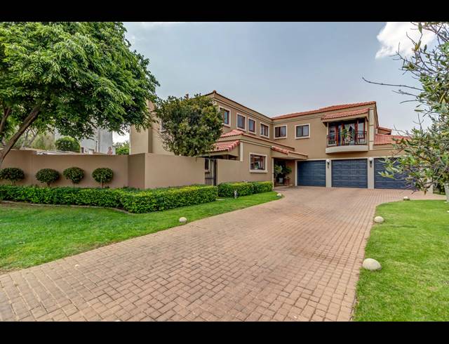 5 BEDROOM HOUSE FOR SALE IN DAINFERN VALLEY ESTATE